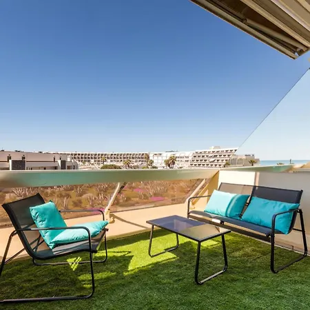 Le Tequila Renovated Apartment With Sunny Terrace In The Cap Dagde Semesterbostad